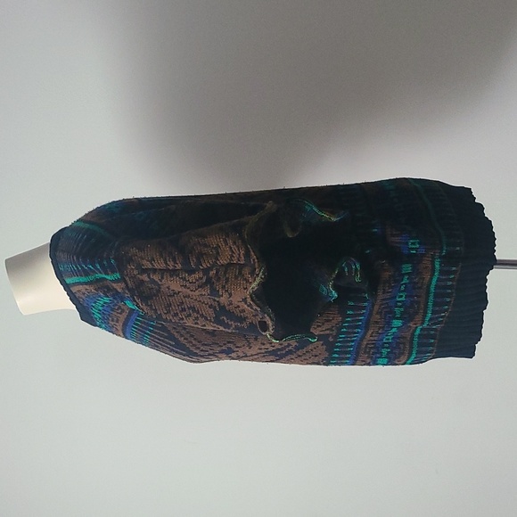 Refashioned Vintage Flutter Sleeve Sweater (M/L) - Picture 4 of 6